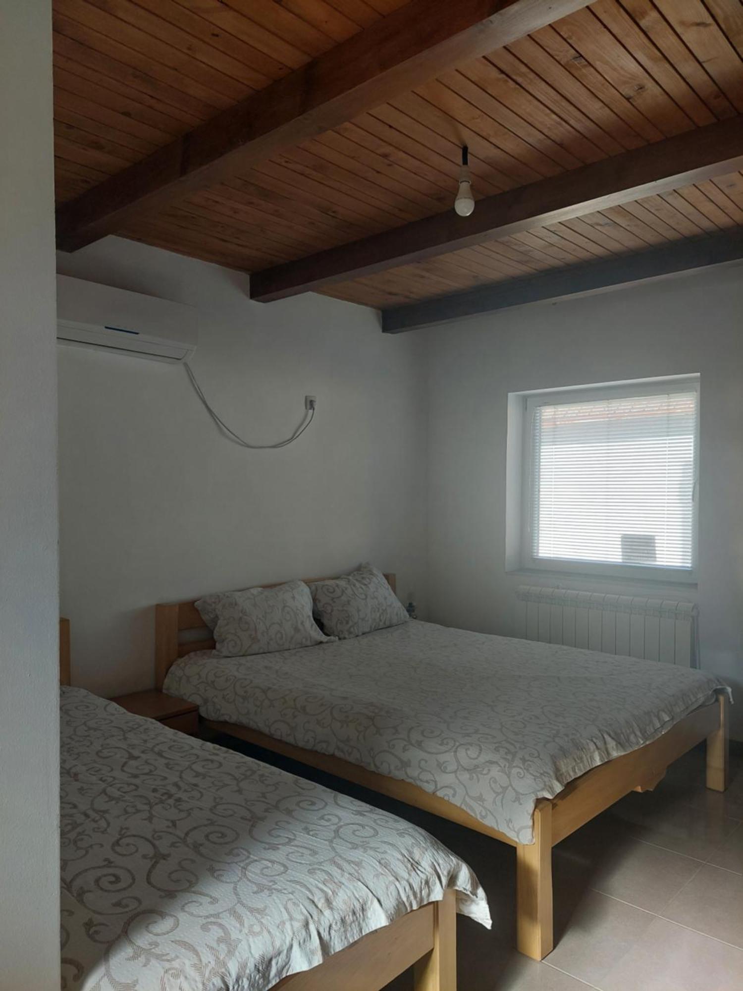 Apartment M&M Pacir Buitenkant foto