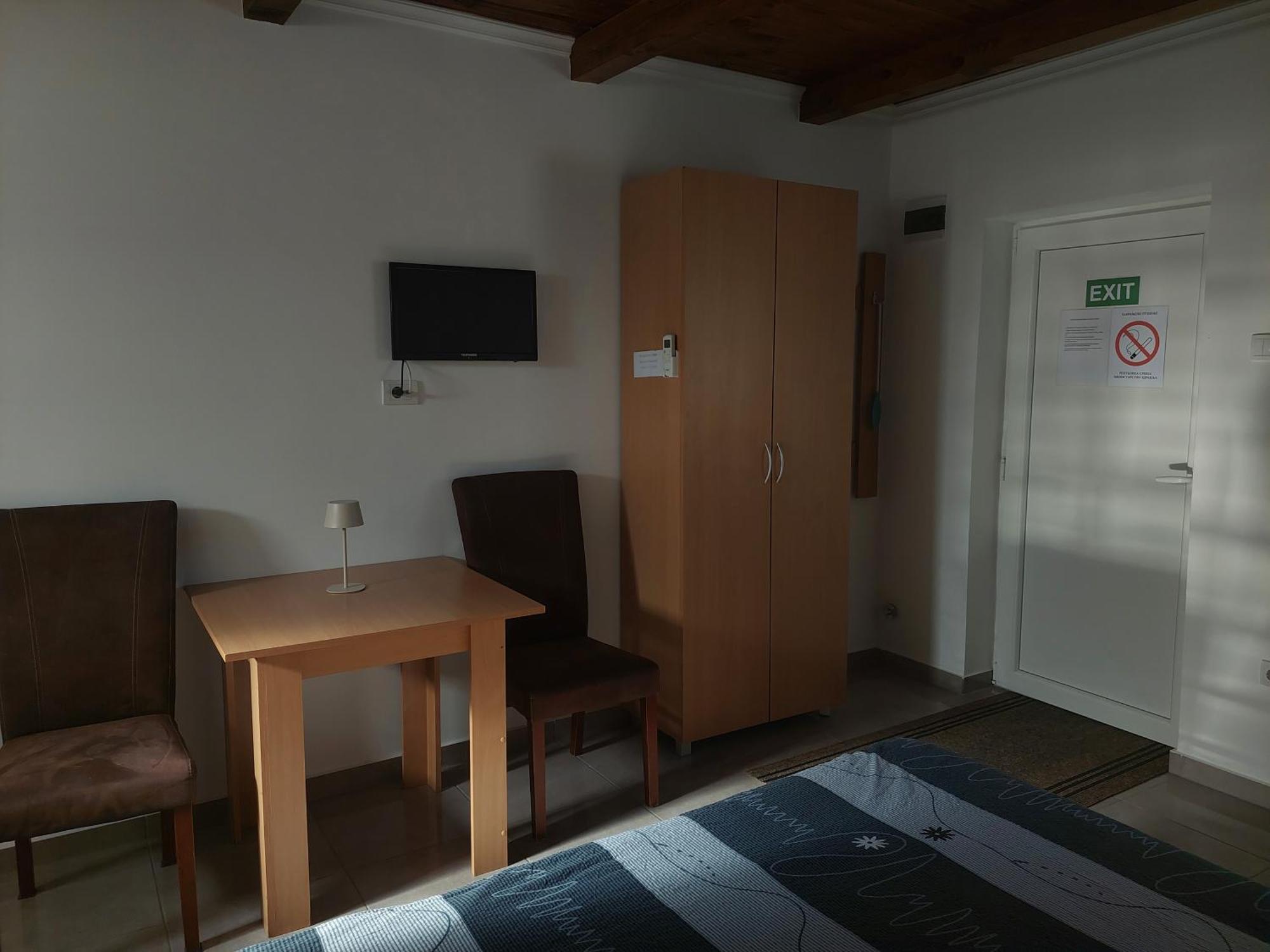 Apartment M&M Pacir Buitenkant foto