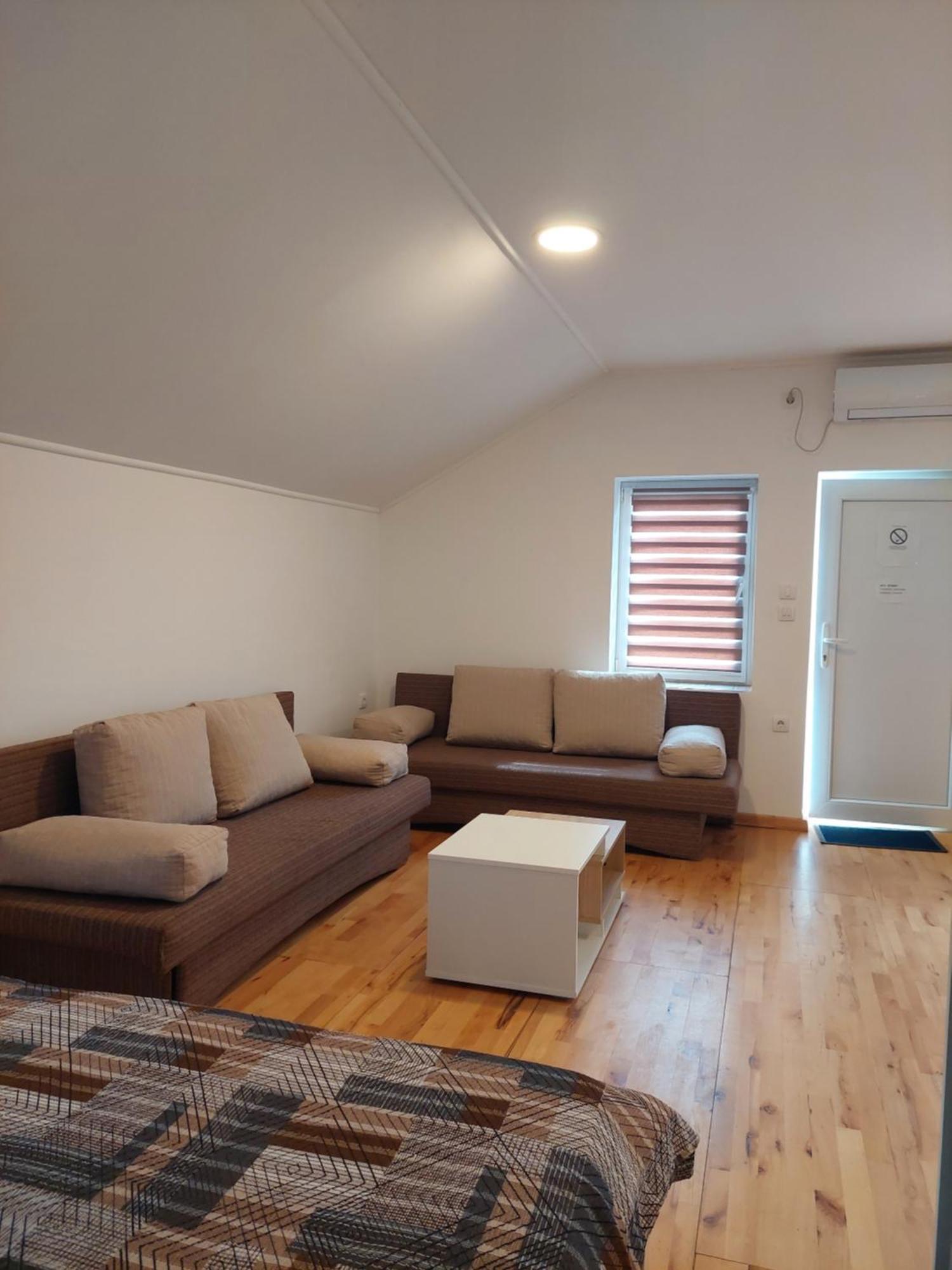 Apartment M&M Pacir Buitenkant foto