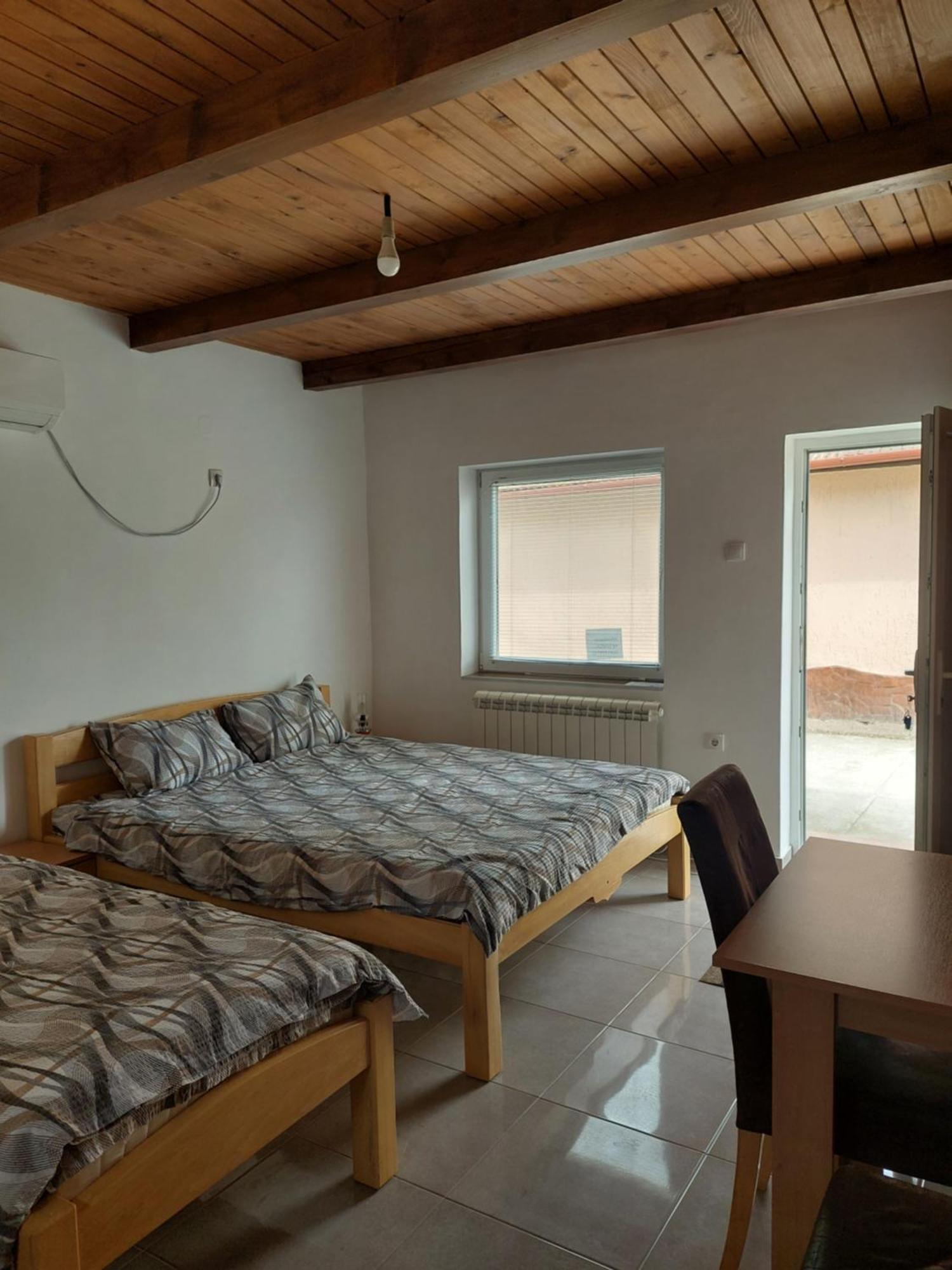 Apartment M&M Pacir Buitenkant foto