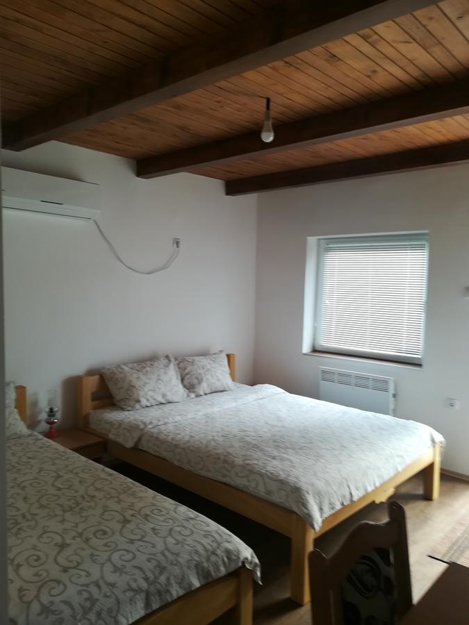 Apartment M&M Pacir Buitenkant foto