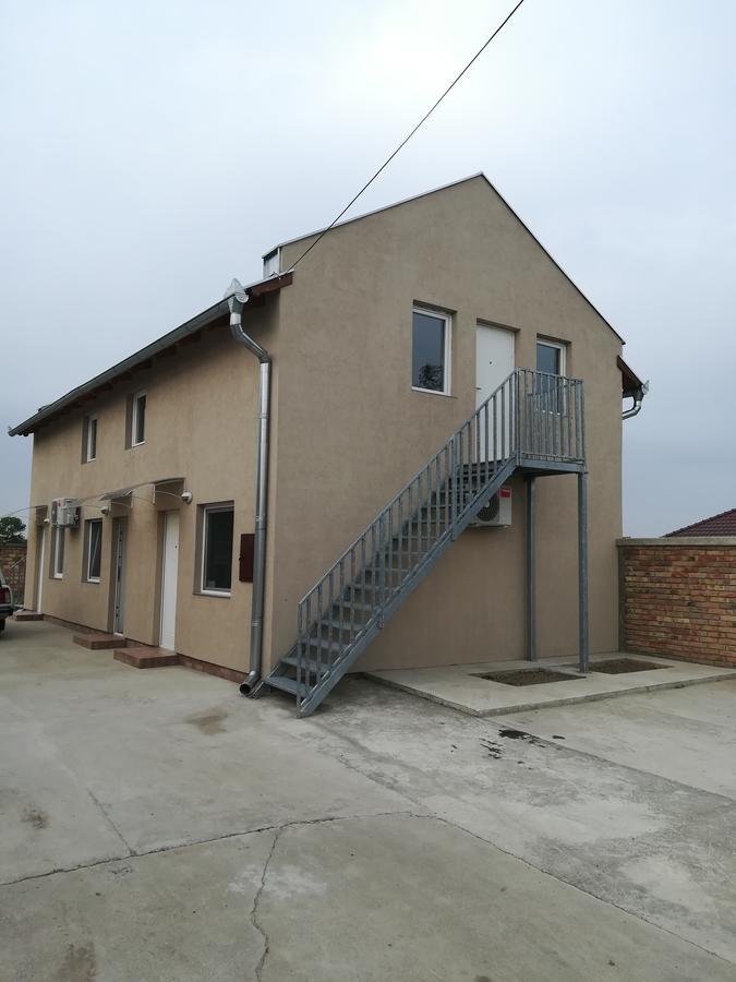 Apartment M&M Pacir Buitenkant foto